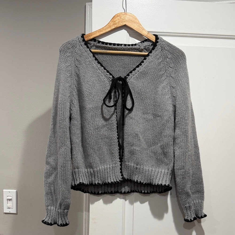 Gray Knit Sweater with Black Trim